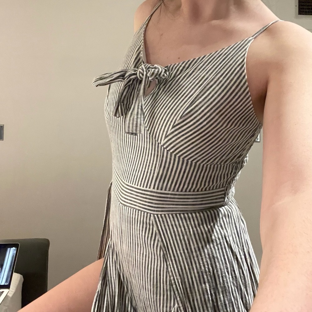 Striped Romper - Picture 3 of 6